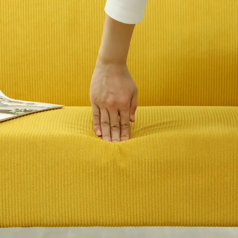 Soffa Loveseat Gul av Tyg Manchester Sits Träben