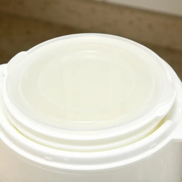 Yoghurtmaskin 1,5 l med Sil och Lock Grekisk Halkfria Fötter