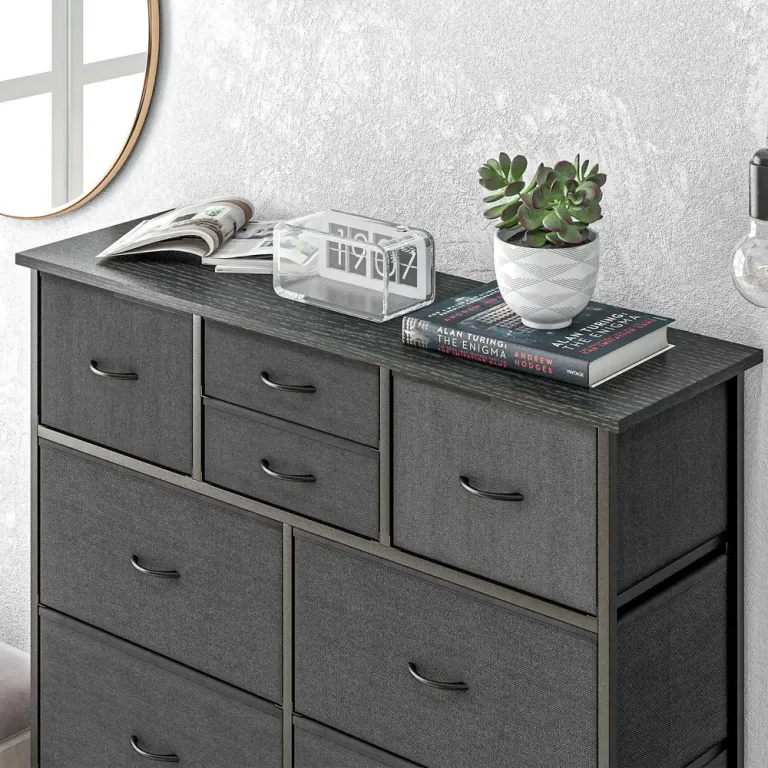 Byrå med 10 Tyglådor och Metallram, Svart