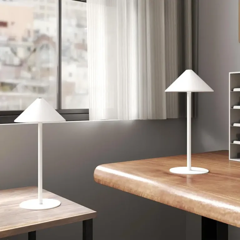 LED Bordslampa med USB-Kabel Touch Switch Batteridriven Pekkontroll
