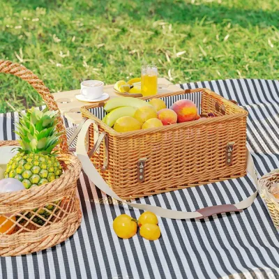 Picknickfodral i Pilträ för 4 Personer med Picknickfilt