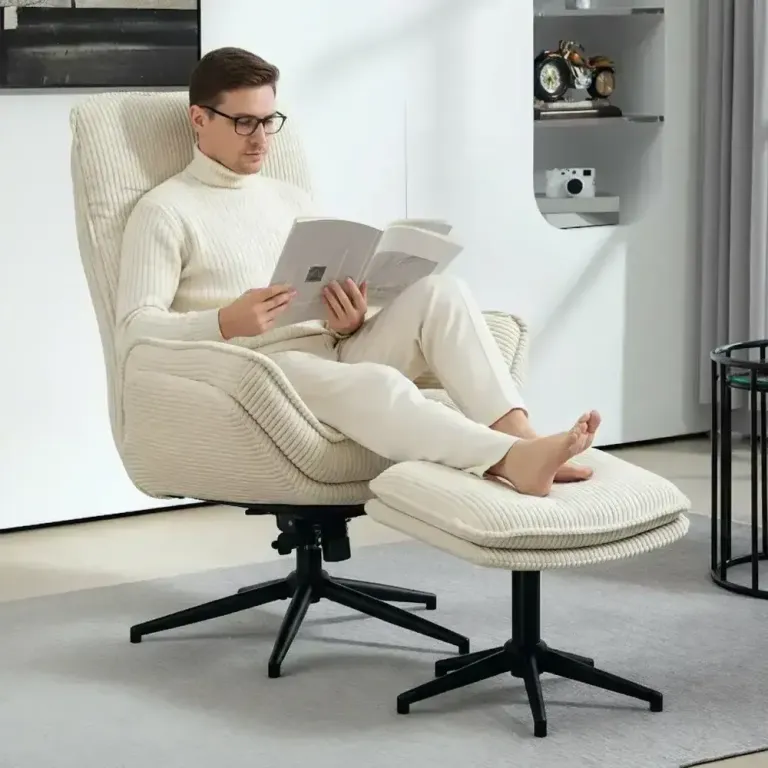 Snurrbar Stoppad Fåtölj med Fotpall Vilstol Relax Manchester Design