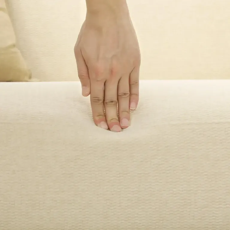 Soffa Loveseat Gräddvit av Sammetslook Kompakt Sits Krämvit