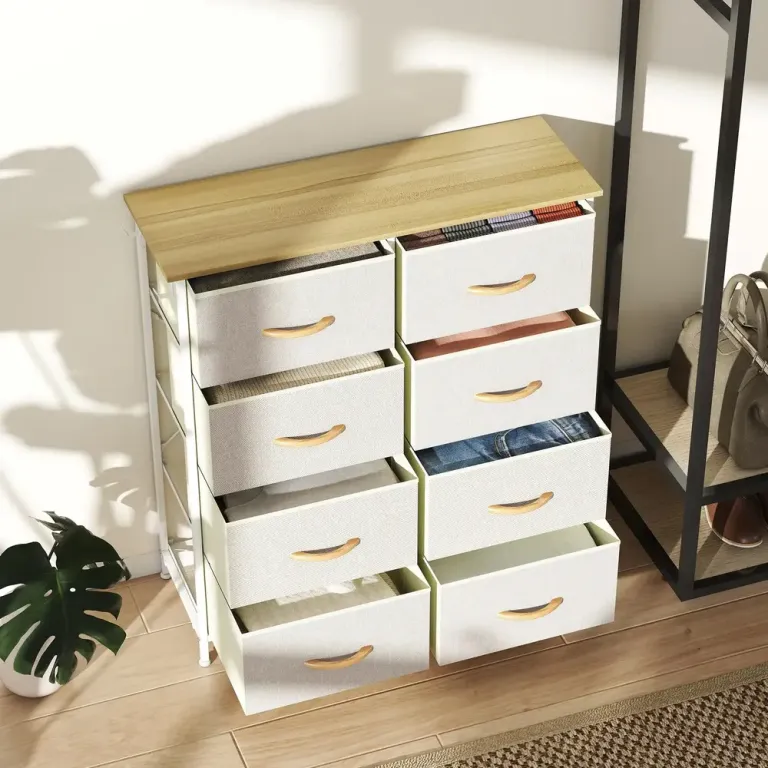 Byrå med 8 Tyglådor och Justerbara Fötter, Beige Förvaringsbyrå